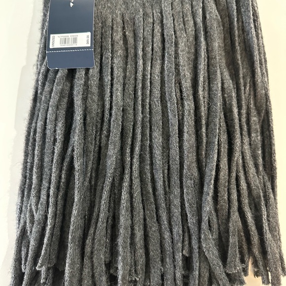 Brand New Super Soft Lucky Brand Grey Scarf - Picture 3 of 5